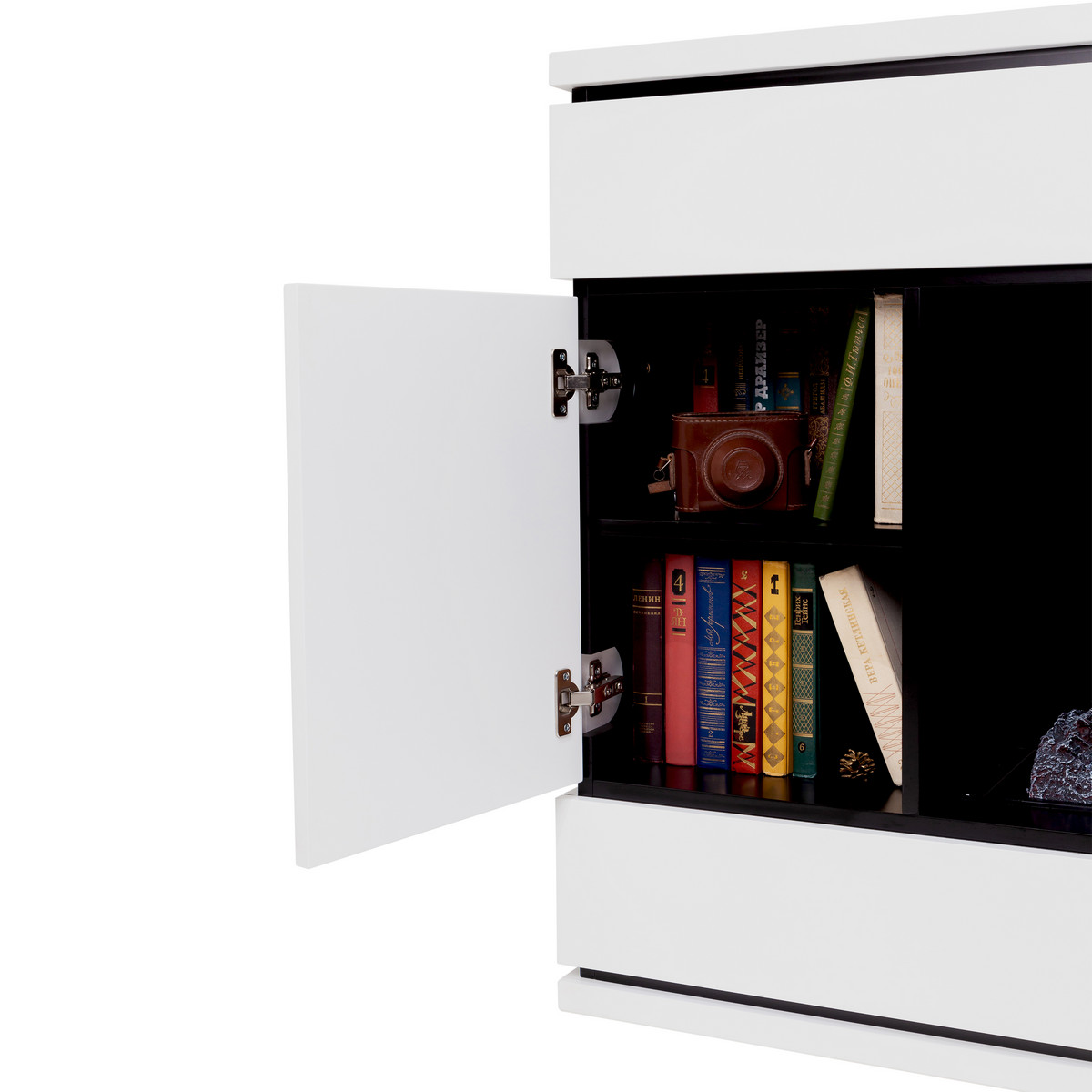 Портал каминный из МДФ RealFlame Vega WT 1000 белый, с полками
